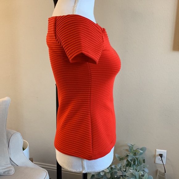 NWT NY & Co. Top - Picture 2 of 4